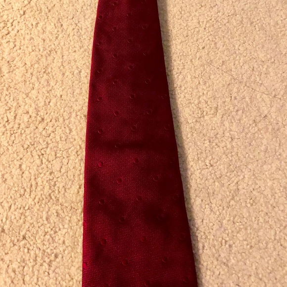 Burberry’s Tie - Picture 4 of 7